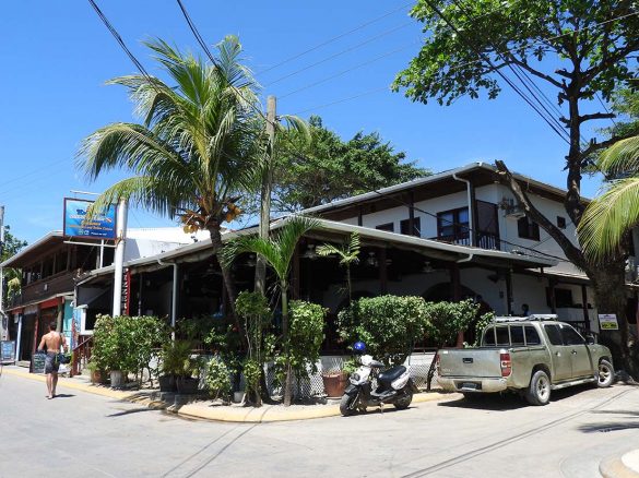 Pizza Inn Roatan The Ultimate West End, Roatan Travel Guide