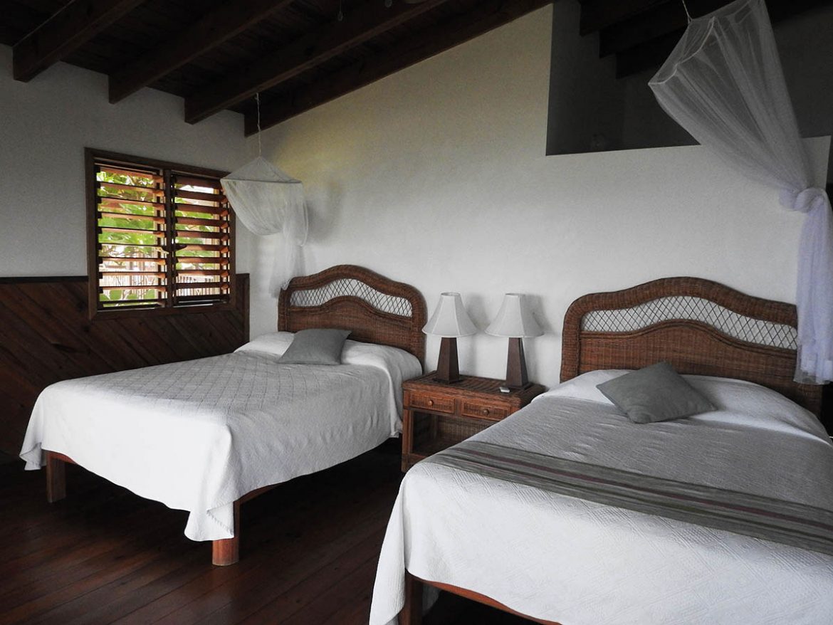 A Week in Paradise at Cocolobo Hotel on Roatan