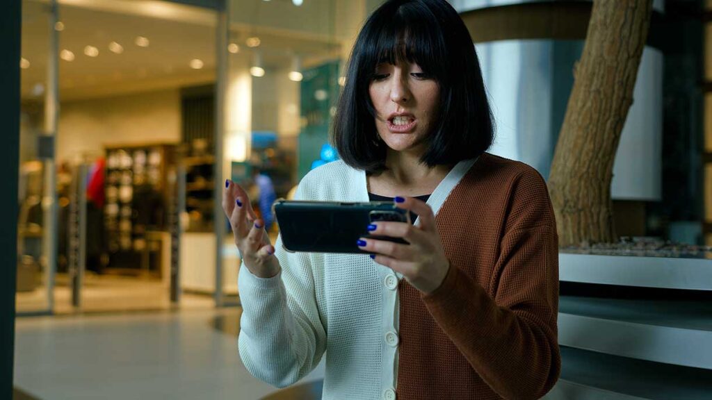 Avoid the travel mistake of having no phone service on arrival