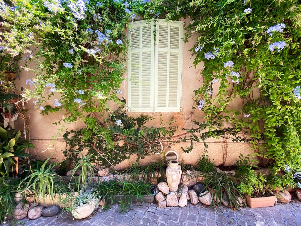 Beautiful Architecture in Historic Antibes France
