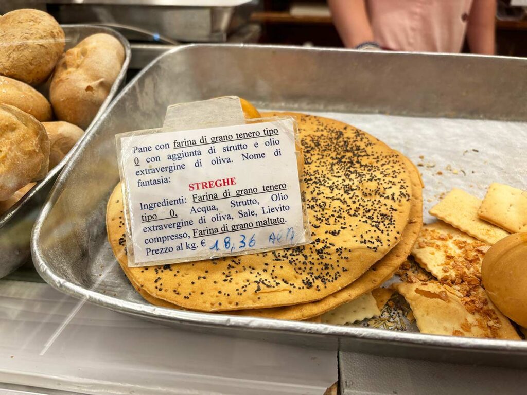 Secret Food Tour Bologna Streghe Bread
