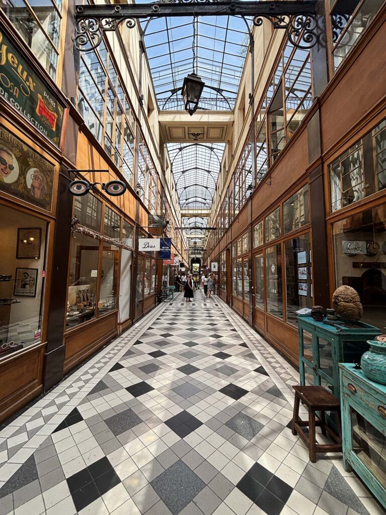 Passage du Grand Cerf Paris France