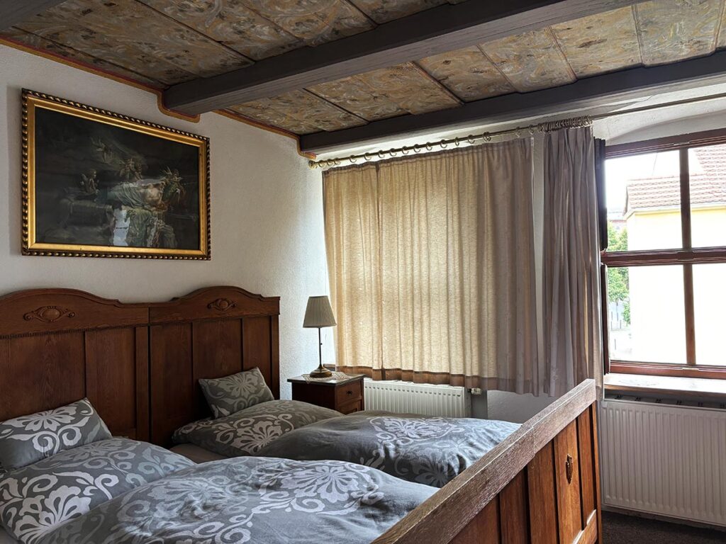 Bedroom in Altstadtdomizil Morgenrote in Gorlitz, Germany
