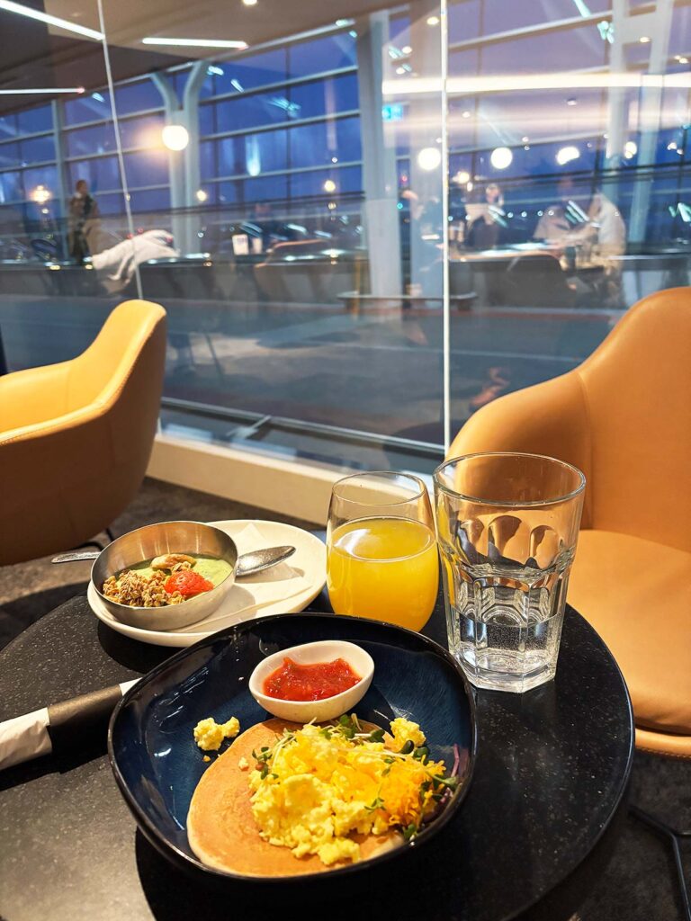 Breakfast in the Westjet Elevation Lounge in Calgary Airport