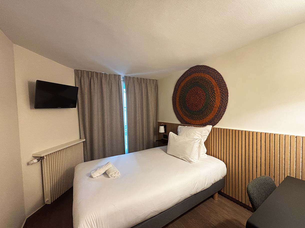 Chambre Simple or Single Room at Hotel Korner Sorbonne Paris