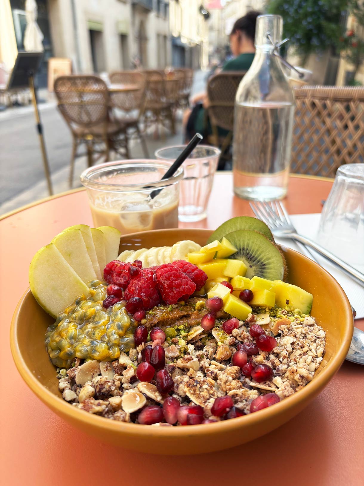 Vegan Brunch at Olya Restaurant in Montpellier, France